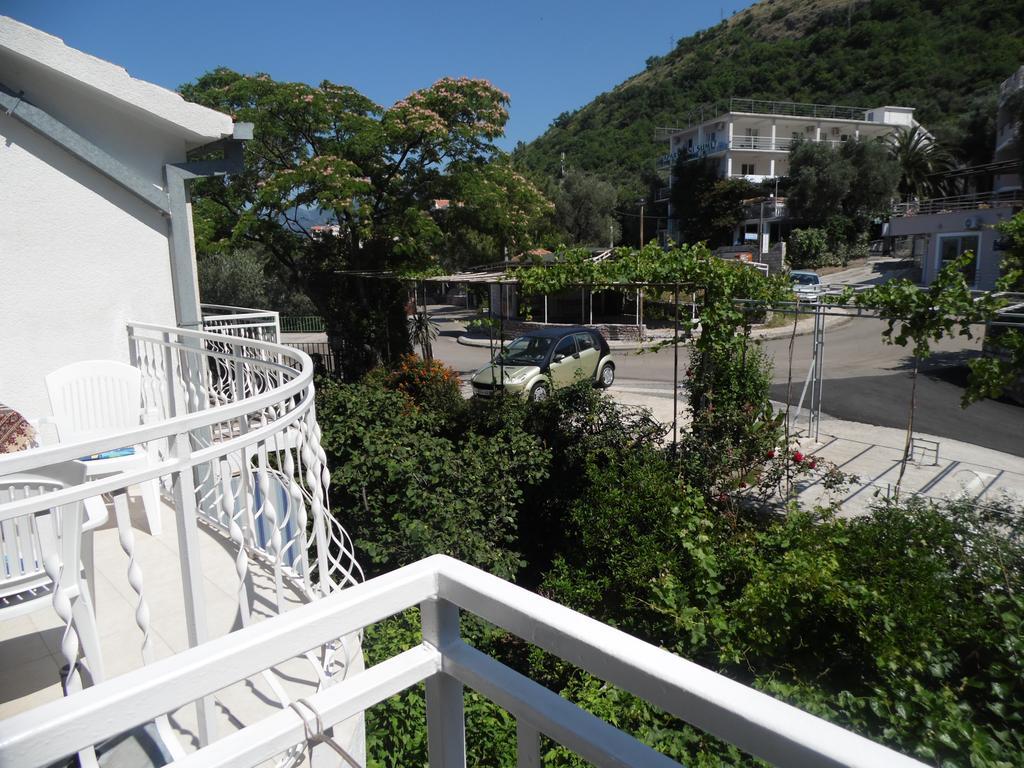 Apartments Slavica Jovanovic Свети-Стефан Номер фото