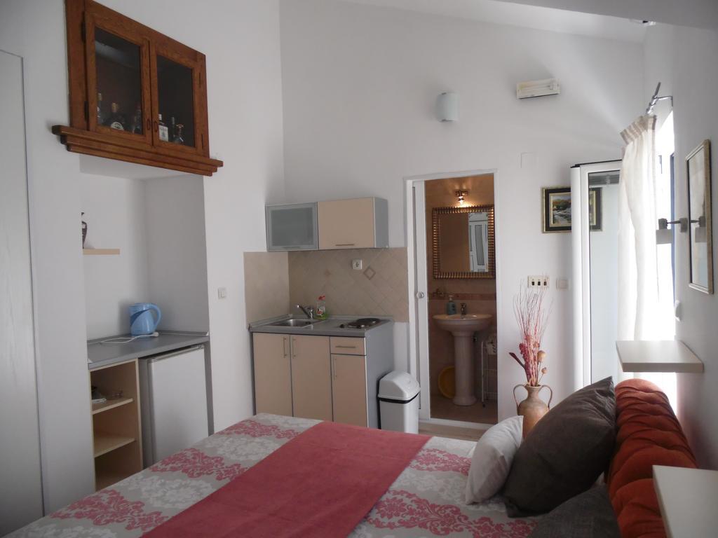 Apartments Slavica Jovanovic Свети-Стефан Экстерьер фото