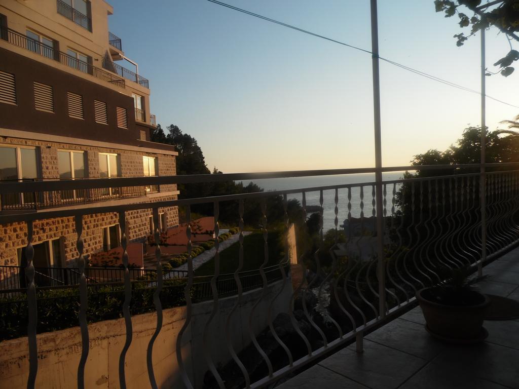 Apartments Slavica Jovanovic Свети-Стефан Экстерьер фото