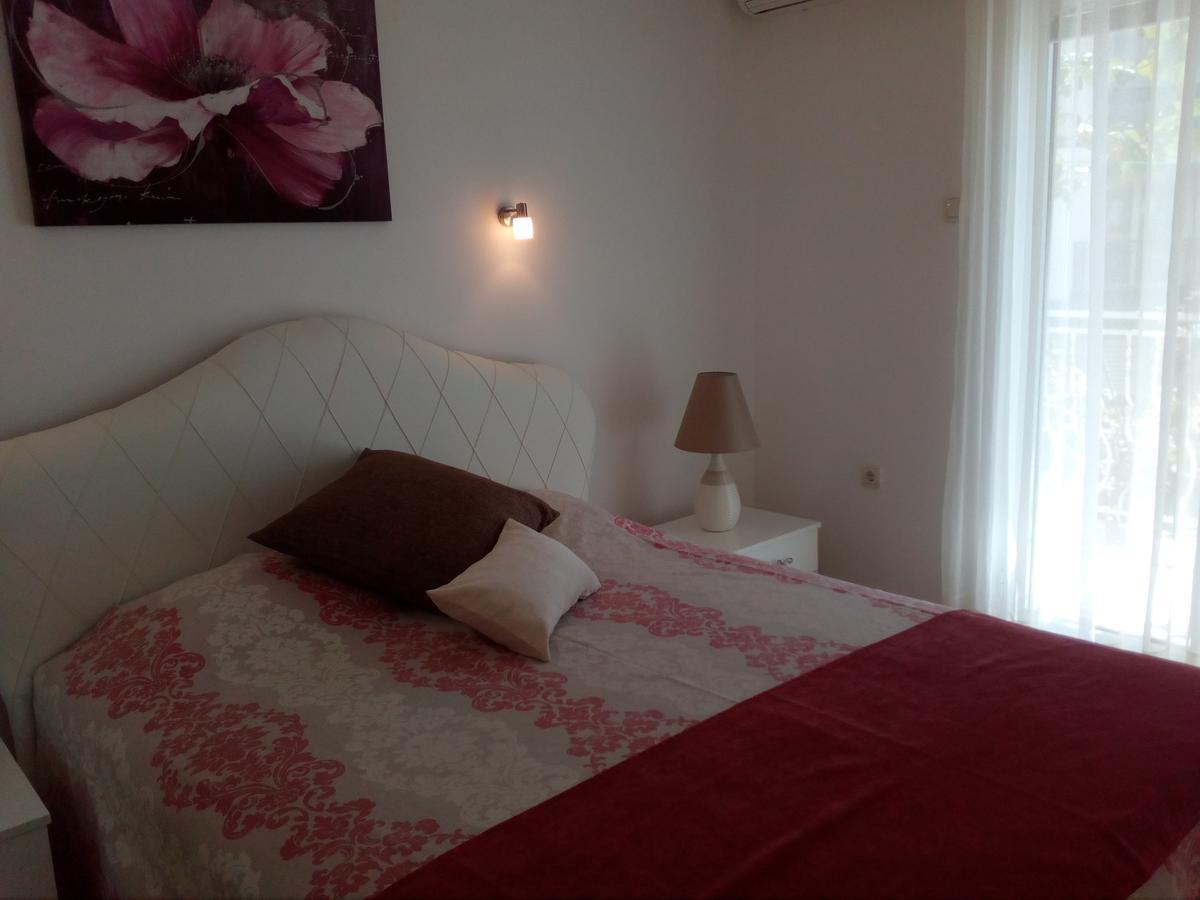 Apartments Slavica Jovanovic Свети-Стефан Экстерьер фото
