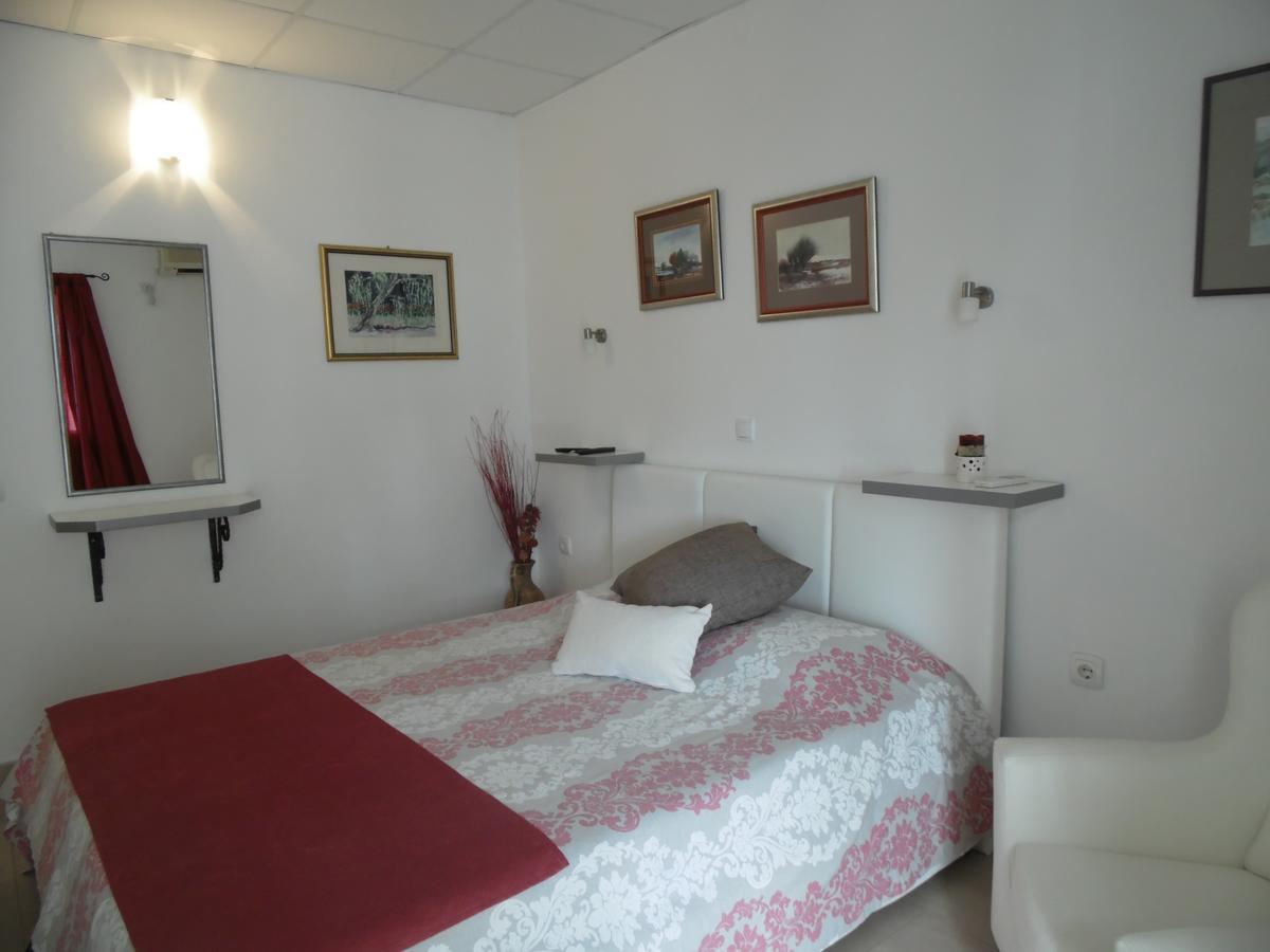 Apartments Slavica Jovanovic Свети-Стефан Экстерьер фото